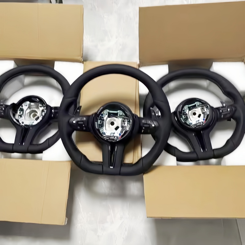 Volante de couro para BMW F10  - Car Accessories Essentials avaliação e preço